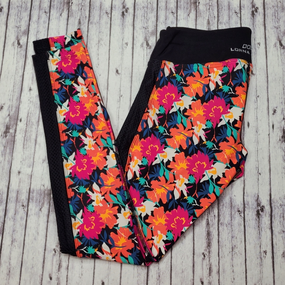 Lorna Jane Leggings Black Floral Athletic Pants